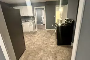 464 Central St, Lowell, MA 01852 - Photo 3