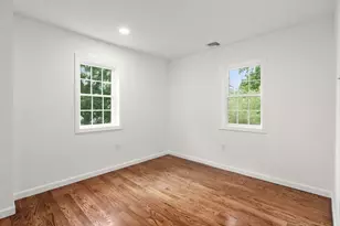122 York St, Stoughton, MA 02072 - Photo 25