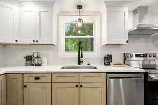 122 York St, Stoughton, MA 02072 - Photo 13