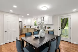 122 York St, Stoughton, MA 02072 - Photo 9
