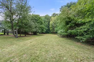 122 York St, Stoughton, MA 02072 - Photo 27