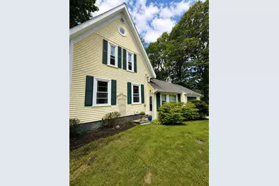 437 High St, Hanson, MA 02341 - Photo 5