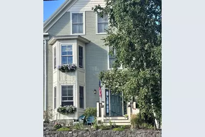 26 Village St #2, Marblehead, MA 01945 - Photo 3