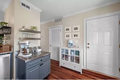 26 Village St #2, Marblehead, MA 01945 - Photo 7