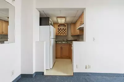 70 Southbridge St #402, Worcester, MA 01608 - Photo 11