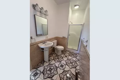 609 Newport Ave, Attleboro, MA 02703 - Photo 9