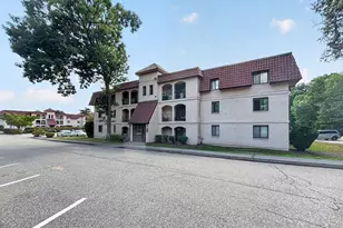 685 Oak St, Brockton, MA 02301 - Photo 1