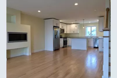 7 Bay St #10, Hull, MA 02045 - Photo 5