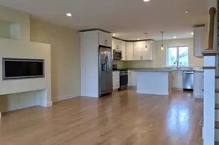 7 Bay St, Hull, MA 02045 - Photo 5