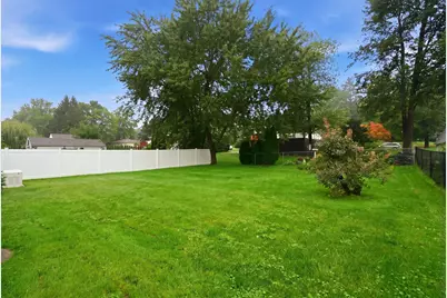 161 Wolcott Ave, West Springfield, MA 01089 - Photo 33