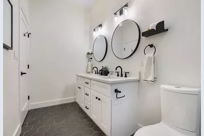 34 Salem St #201, Medford, MA 02155 - Photo 13