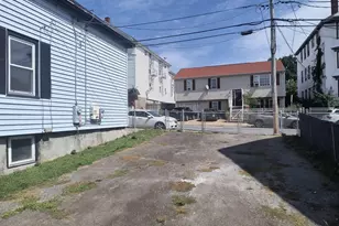 90 Tremont St, Fall River, MA 02720 - Photo 5