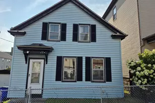 90 Tremont St, Fall River, MA 02720 - Photo 3