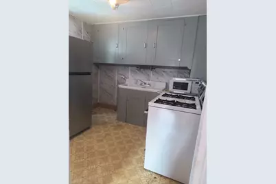 90 Tremont St, Fall River, MA 02720 - Photo 13
