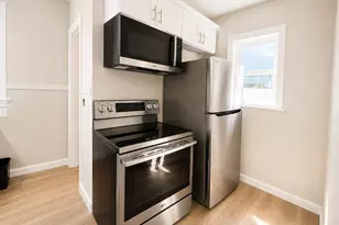 64 Havelock St, Malden, MA 02148 - Photo 7