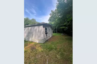 513 E River St, Orange, MA 01364 - Photo 5
