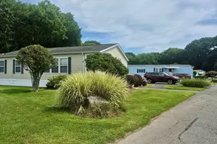 47 Nantucket Dr, Taunton, MA 02780 - Photo 3
