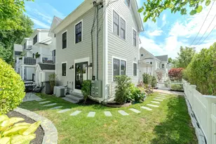 28 Park, Boston, MA 02122 - Photo 3