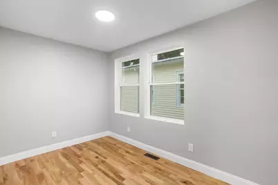 28 Potters Ave, Providence, RI 02905 - Photo 15