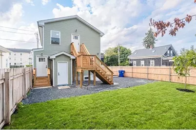 28 Potters Ave, Providence, RI 02905 - Photo 3