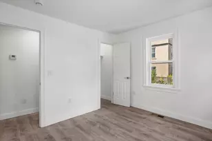 149 Burnside St, Providence, RI 02905 - Photo 17