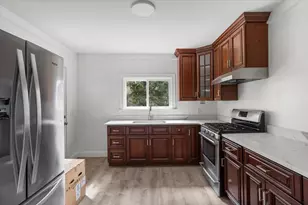 149 Burnside St, Providence, RI 02905 - Photo 23