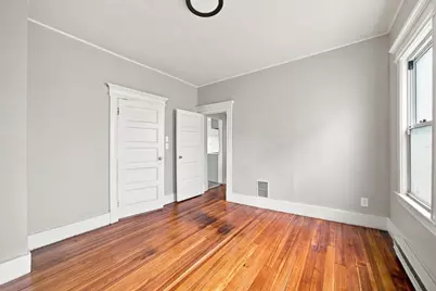 415 Orange St, Springfield, MA 01108 - Photo 9