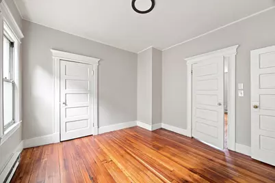 415 Orange St, Springfield, MA 01108 - Photo 11