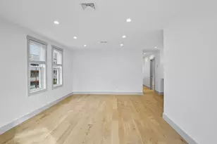 26 Crescent Ave, Boston, MA 02125 - Photo 11