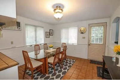 34 Neofotistos Cir, Dracut, MA 01826 - Photo 5