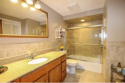 34 Neofotistos Cir, Dracut, MA 01826 - Photo 9
