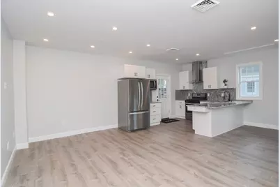 11 Station St, Sharon, MA 02067 - Photo 7