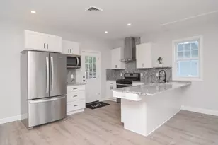 11 Station St, Sharon, MA 02067 - Photo 3