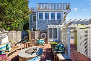 14 Court St, Provincetown, MA 02657 - Photo 9
