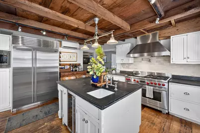 14 Court Street, Provincetown, MA 02657 - Photo 15