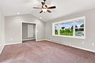 192 Empire St, Chicopee, MA 01013 - Photo 11