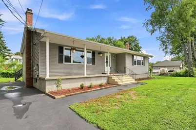 192 Empire St, Chicopee, MA 01013 - Photo 3