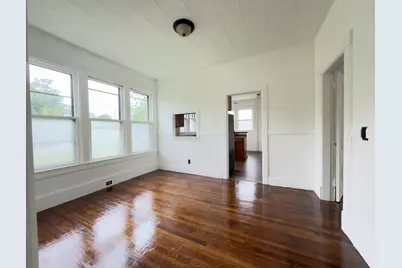 142 Thompson St #1, Springfield, MA 01109 - Photo 9