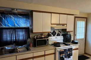 17-19 Slater Ave, Springfield, MA 01119 - Photo 15