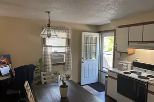 17-19 Slater Ave, Springfield, MA 01119 - Photo 9