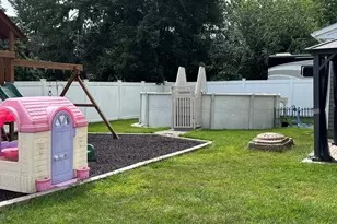 788 Church St, Northbridge, MA 01588 - Photo 27