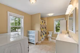 727 Andover, Lowell, MA 01852 - Photo 27