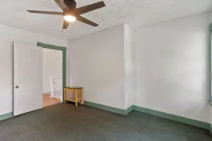 727 Andover, Lowell, MA 01852 - Photo 25