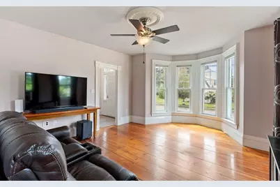 727 Andover, Lowell, MA 01852 - Photo 15