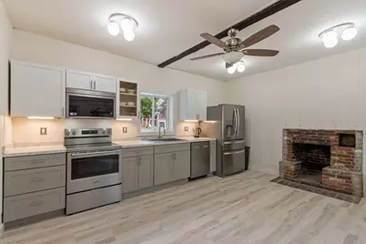 727 Andover, Lowell, MA 01852 - Photo 5
