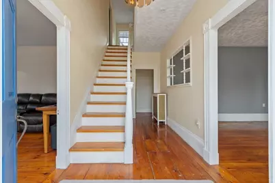 727 Andover, Lowell, MA 01852 - Photo 3