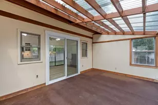 727 Andover, Lowell, MA 01852 - Photo 9