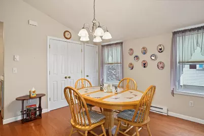 27 Sonia Drive, Marlborough, MA 01752 - Photo 5