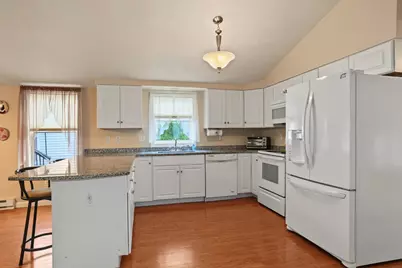 27 Sonia Drive, Marlborough, MA 01752 - Photo 3
