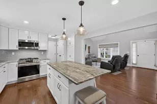 2 Hybrid Dr, Lakeville, MA 02347 - Photo 7